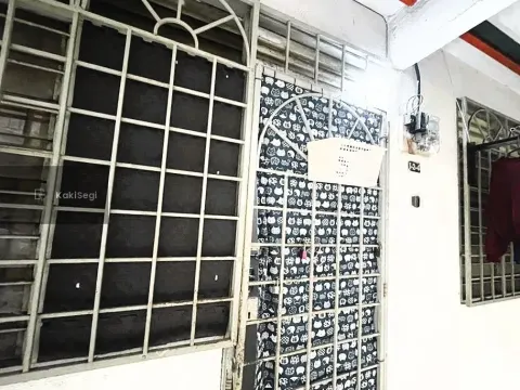DEKAT SEKOLAH & STESEN LRT - Flat Puchong Perdana Puchong