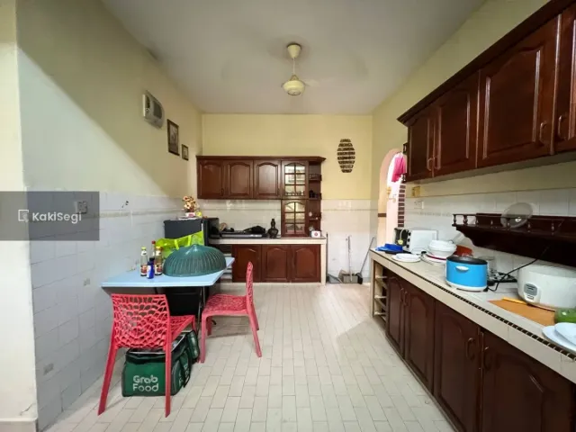 Miliki Ketenangan Hidup: Banglo 2 Tingkat Seksyen 3 Bandar Baru Bangi – Jalan Kaki ke Sekolah & Surau!