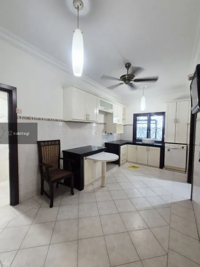 Rumah Impian Keluarga: Semi-D Corner Lot Saujana Impian Kajang
