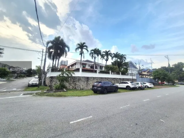 Rumah Impian Keluarga: Semi-D Corner Lot Saujana Impian Kajang
