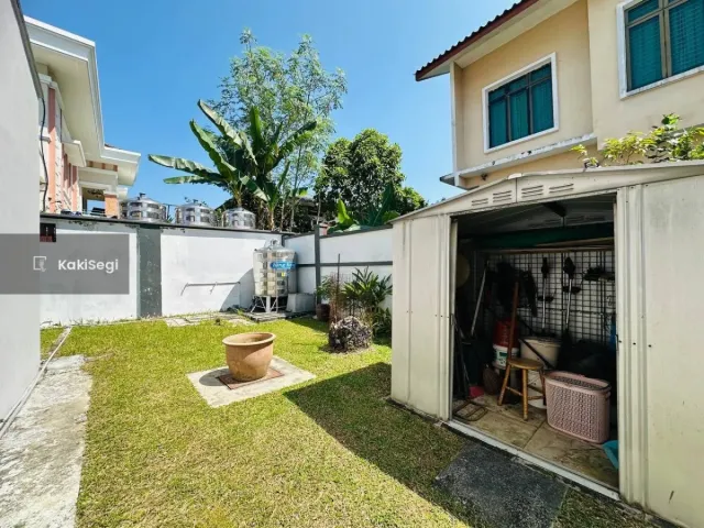 Bungalow Luas 7k+ sqft Seksyen 11 Shah Alam, Cantik Siap Renovate & Well Maintained