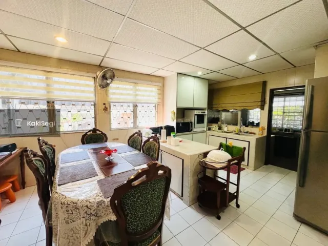 Bungalow Luas 7k+ sqft Seksyen 11 Shah Alam, Cantik Siap Renovate & Well Maintained