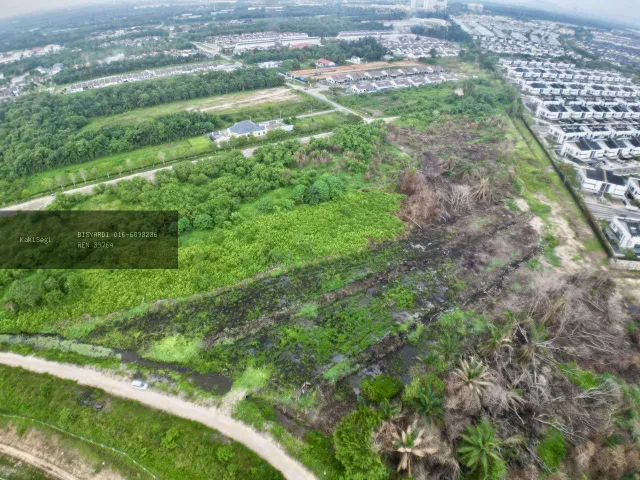 Pening Cari Tanah Murah Tepi Highway? Tanah Rata 1.7 Ekar di Teluk Panglima Garang Ini Sedia Dijual, Harga Berbaloi Sumpah Tak Rugi!