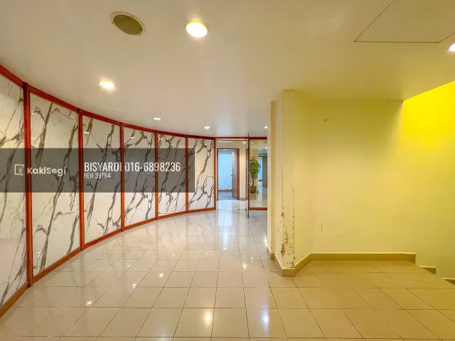 "Miliki Ruang Pejabat Gergasi 18k Sqft di Seksyen 13 Shah Alam – Siap Renovate & Approval, Lokasi Hot Tepi Stadium!"