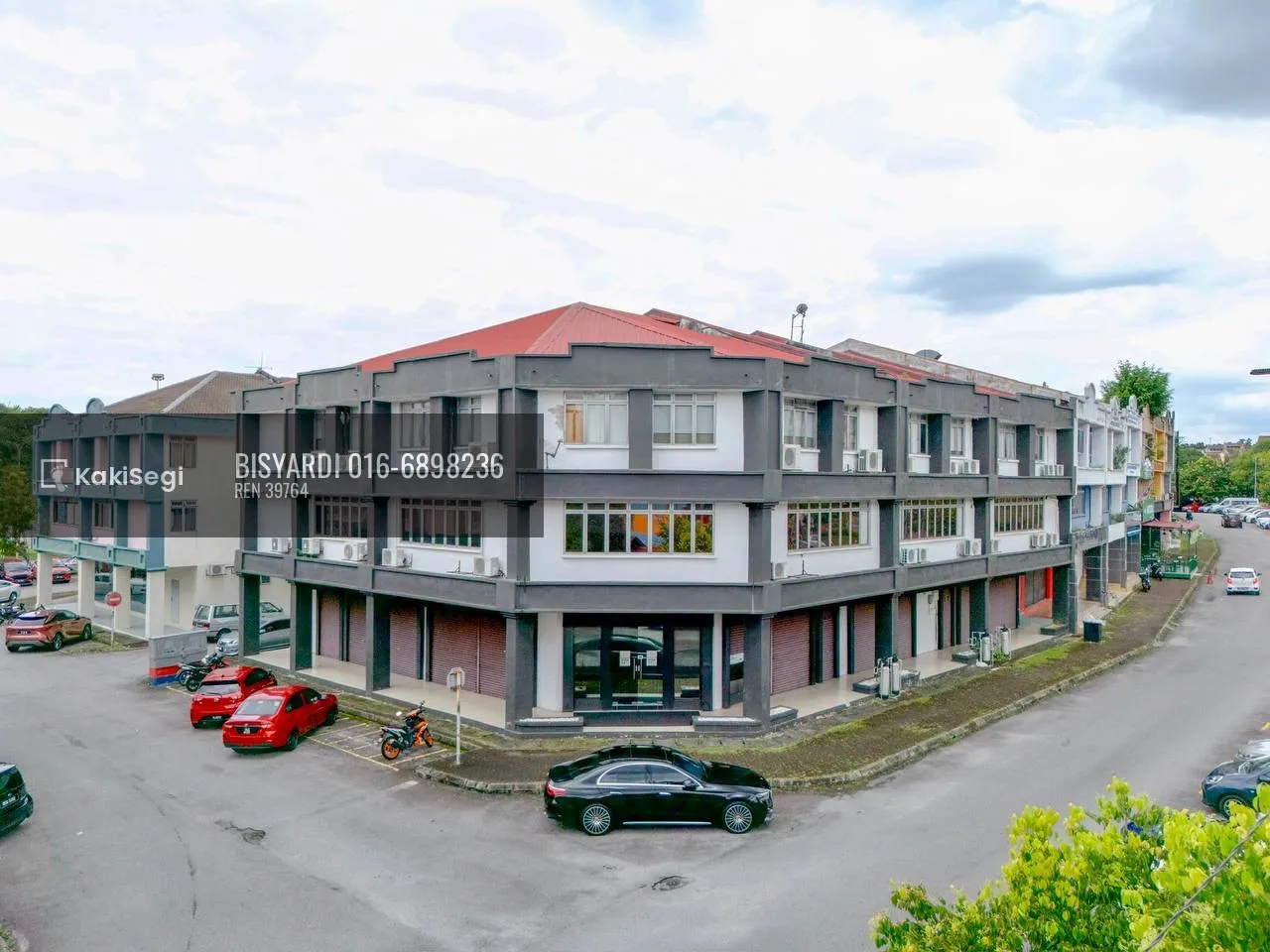 "Miliki Ruang Pejabat Gergasi 18k Sqft di Seksyen 13 Shah Alam – Siap Renovate & Approval, Lokasi Hot Tepi Stadium!"