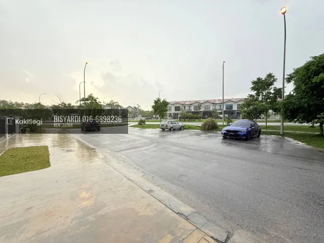STRES CARI RUMAH BANGI? Ini Teres 2 Tingkat Kasih Residence Setia Alam Sari – Cantik, Luas & Facing Open!