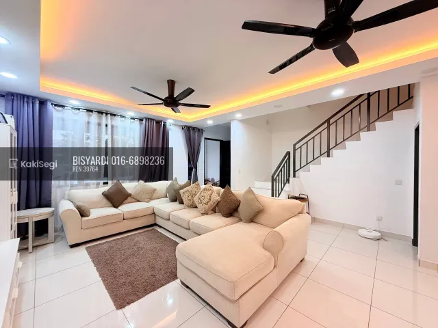 STRES CARI RUMAH BANGI? Ini Teres 2 Tingkat Kasih Residence Setia Alam Sari – Cantik, Luas & Facing Open!