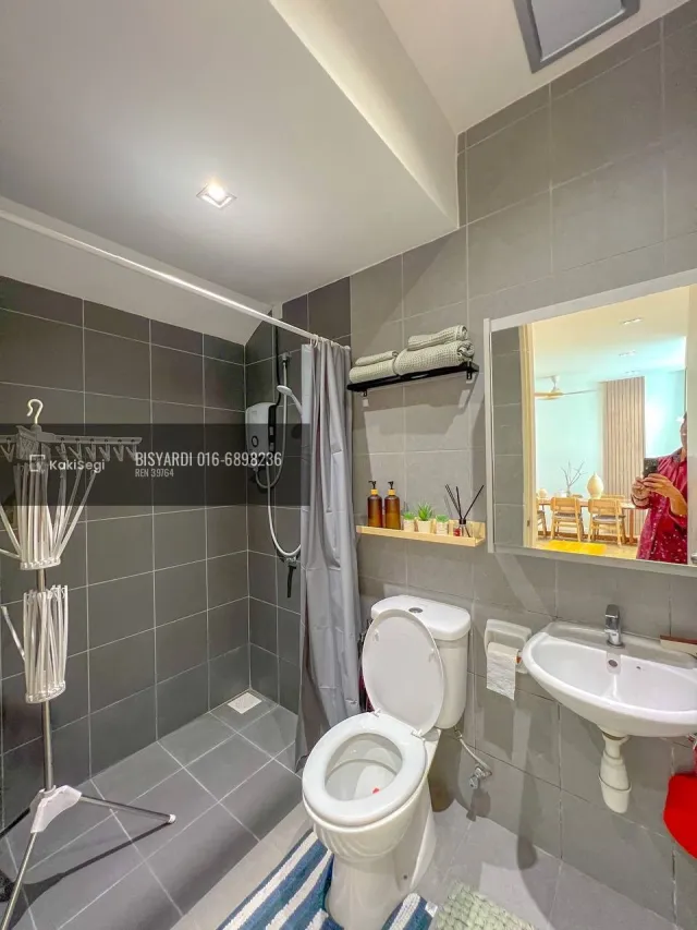 "Mahu Balik Rumah Dengan Ketenangan Sebenar? Teroka Kedamaian Eksklusif di Eco Forest Semenyih – Unit End Lot Mewah, Siap Renovate, Harga Nego Sampai Jadi!"