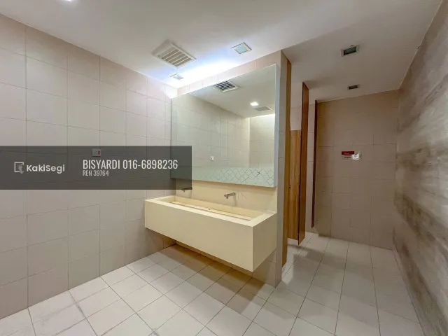 Miliki Menara Pejabat Premium Presint 3 Putrajaya: Peluang Pelaburan Korporat Elit Dengan Akses 24/7 GDC Centralized AC!