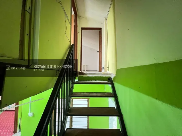 "Penat Menyewa? Miliki Rumah Teres Siap Renovate di Salak Tinggi Sepang, Free Cat Baru & Harga Nego!"
