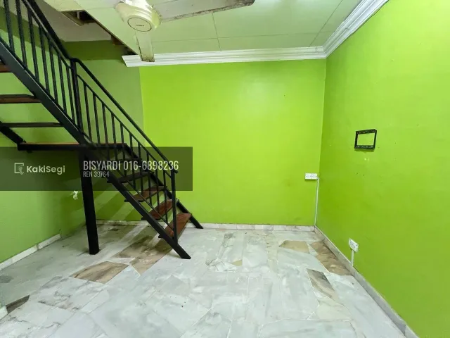 "Penat Menyewa? Miliki Rumah Teres Siap Renovate di Salak Tinggi Sepang, Free Cat Baru & Harga Nego!"
