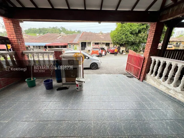 "Penat Menyewa? Miliki Rumah Teres Siap Renovate di Salak Tinggi Sepang, Free Cat Baru & Harga Nego!"