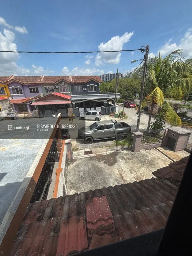 "Rumah Impian Poket Selamat: End Lot 2 Tingkat Ada Tanah, Bandar Tasik Kesuma Semenyih [Freehold & Murah]"