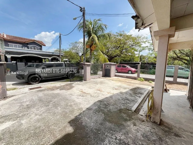 "Rumah Impian Poket Selamat: End Lot 2 Tingkat Ada Tanah, Bandar Tasik Kesuma Semenyih [Freehold & Murah]"