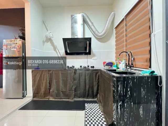 Rumah Teras 2 Tingkat Freehold di Salak Perdana, Sepang. Dekat KLIA, ERL & Nilai. Hubungi Ady!