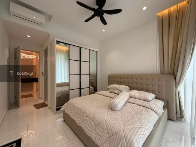 Banglo Mewah 2 Tingkat Pemandangan Tasik di Setia Alam Sari, Bangi (Fully Furnished RM1 Juta)