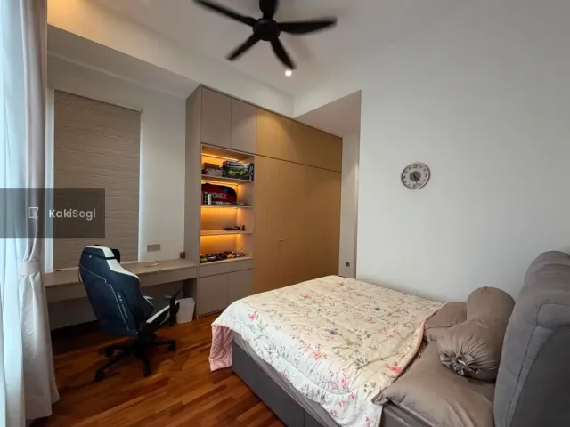 Banglo Mewah 2 Tingkat Pemandangan Tasik di Setia Alam Sari, Bangi (Fully Furnished RM1 Juta)