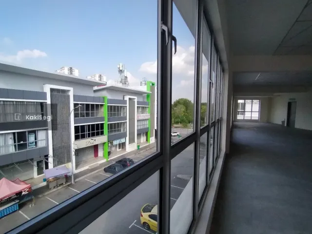 Lubuk Duit Terhad! Corner Lot Shoplot Bandar Puteri Bangi Untuk Dijual – GF Dah Ada Penyewa!