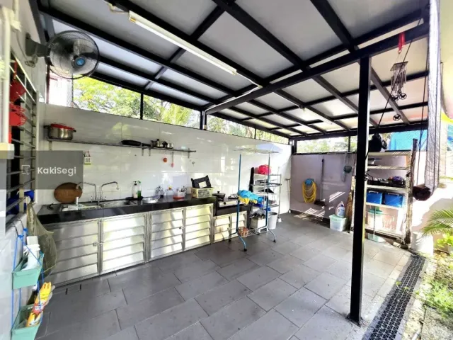 "Jangan Lepaskan Peluang! Rumah Corner Lot Non-Bumi di Ampang Indah Akhirnya Dijual, Luas 1,980 Sqft Dekat LRT!"