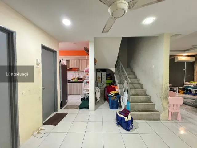 [FACING OPEN] Rumah Teres 2 Tingkat Murah Taman Salak Perdana Sepang – RM400K Nett