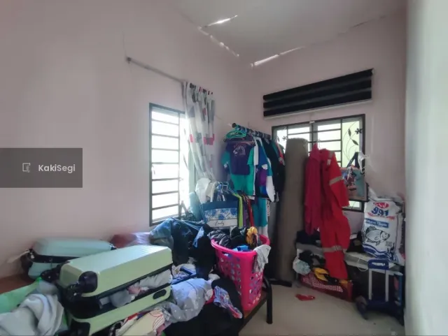 Endlot parking banyak! Tmn Ampangan! untuk Bumi