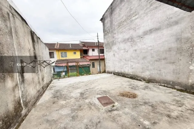 Rumah Teres 2 Tingkat, Bandar Tasik Kesuma, Beranang
