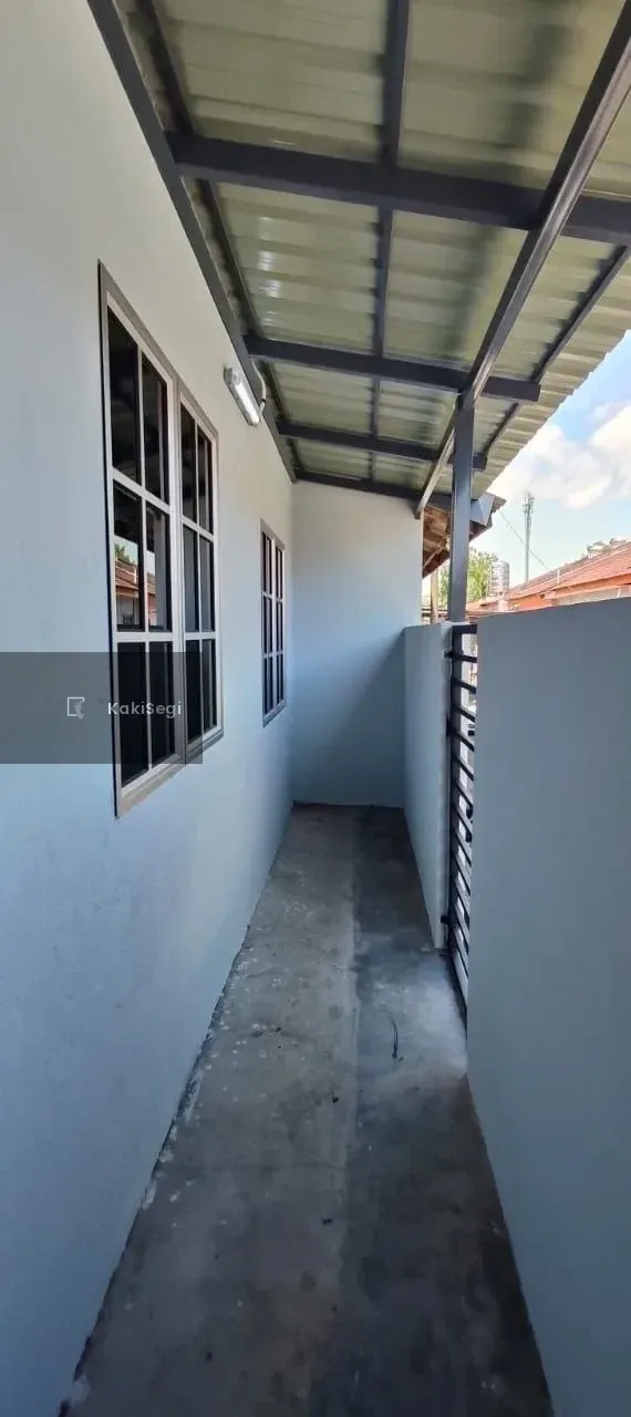 BARU RENOVATED! - TAPI MAMPU MILIK! - TMN INTAN PERDANA PORT DICKSON