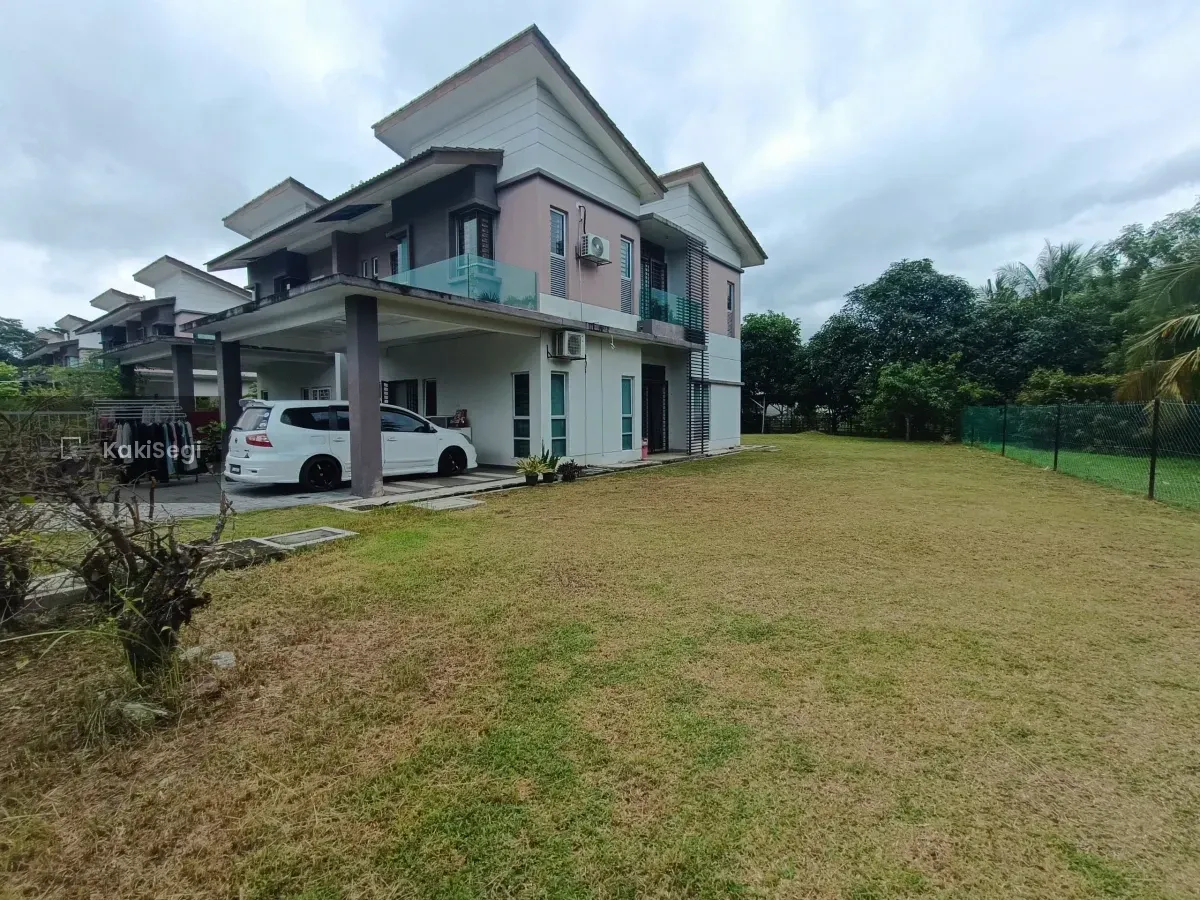 Corner Lot Double Storey Semi D Taman Cenderawasih, Olak Lempit, Banting