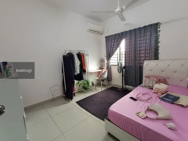 Corner Lot Double Storey Semi D Taman Cenderawasih, Olak Lempit, Banting