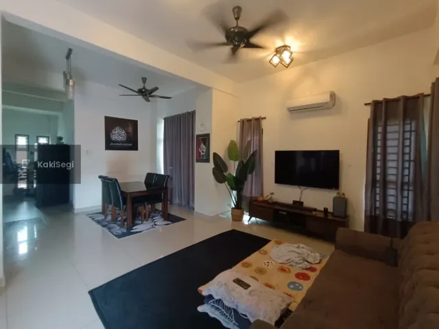 Corner Lot Double Storey Semi D Taman Cenderawasih, Olak Lempit, Banting