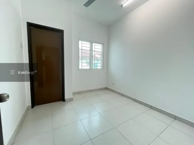 END LOT, FACING OPEN - 2 Storey terrace TAMAN PELANGI SEMENYIH 2