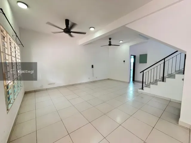 END LOT, FACING OPEN - 2 Storey terrace TAMAN PELANGI SEMENYIH 2