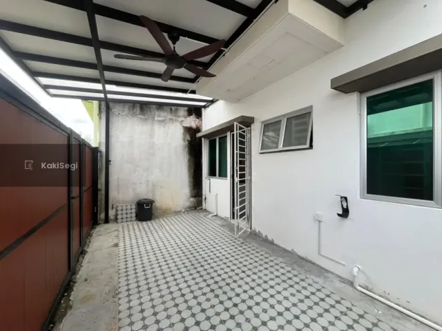 END LOT, FACING OPEN - 2 Storey terrace TAMAN PELANGI SEMENYIH 2