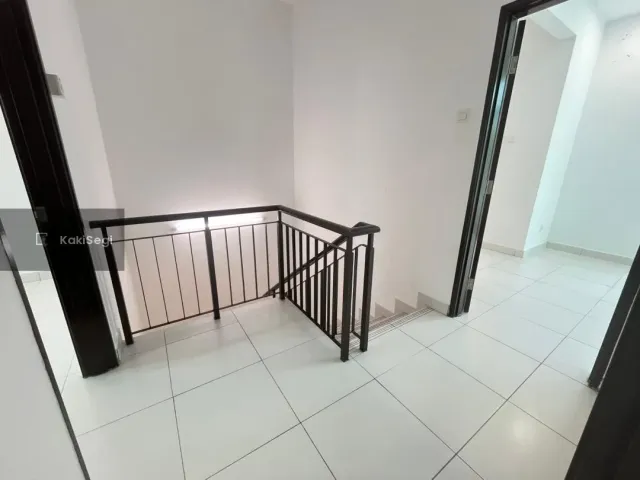 END LOT, FACING OPEN - 2 Storey terrace TAMAN PELANGI SEMENYIH 2