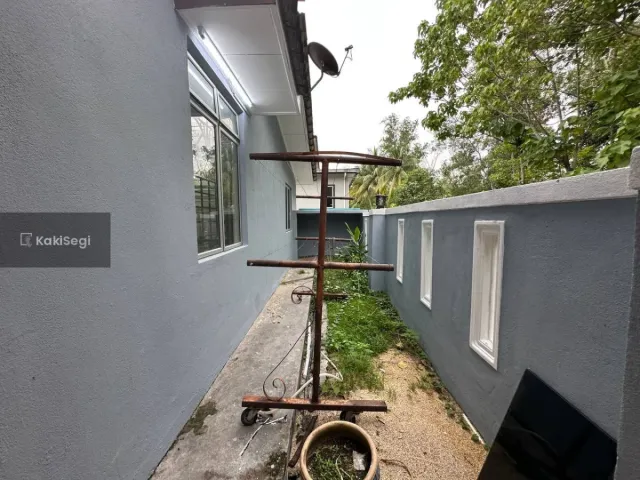 Rumah Teres End Lot  Renovated Bandar Tasik Kesuma Semenyih (Freehold)