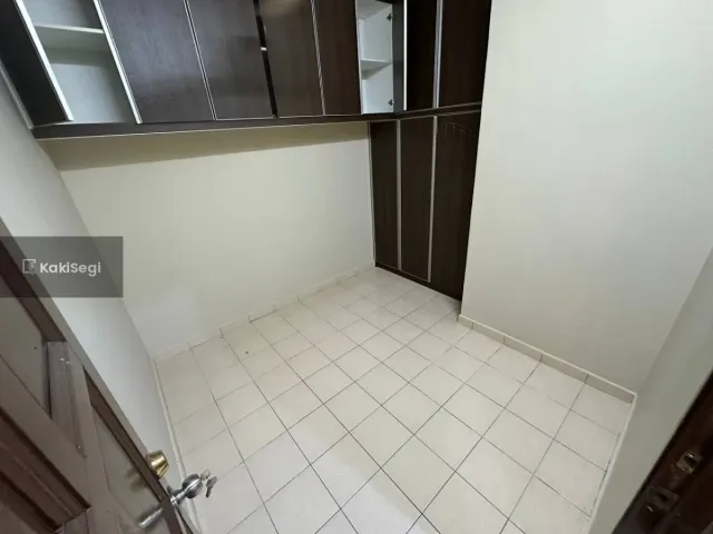 Rumah Teres End Lot  Renovated Bandar Tasik Kesuma Semenyih (Freehold)