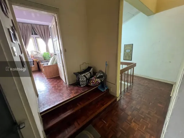 Impian Keluarga Tercapai! Rumah Freehold 2 Tingkat di SS3 Kelana Jaya – Luas & Gated Guarded!