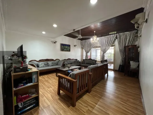 Impian Keluarga Tercapai! Rumah Freehold 2 Tingkat di SS3 Kelana Jaya – Luas & Gated Guarded!