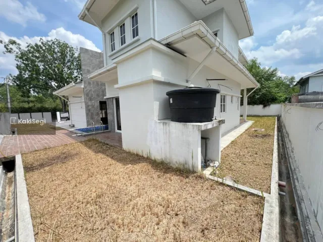 "Bungalow Baru Facing Open @ Bukit Mahkota Kajang: Tanah 8,000sqft & Private Pool Menanti Anda!"