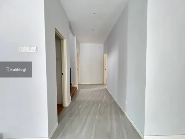 "Bungalow Baru Facing Open @ Bukit Mahkota Kajang: Tanah 8,000sqft & Private Pool Menanti Anda!"