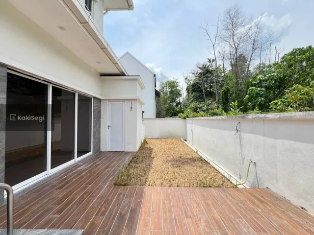 "Bungalow Baru Facing Open @ Bukit Mahkota Kajang: Tanah 8,000sqft & Private Pool Menanti Anda!"