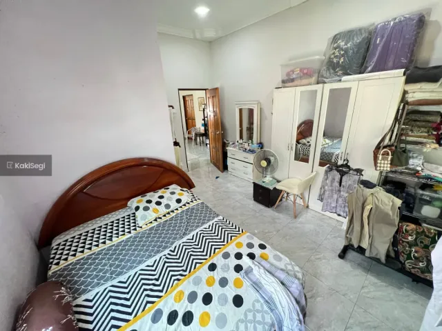 "Impian Rumah Setingkat Luas Jadi Kenyataan! Bungalow Cantik di Kampung Sri Gombak Indah, Batu Caves – Harga RM750k Nego, Ruang Maksimum Untuk Keluarga!"